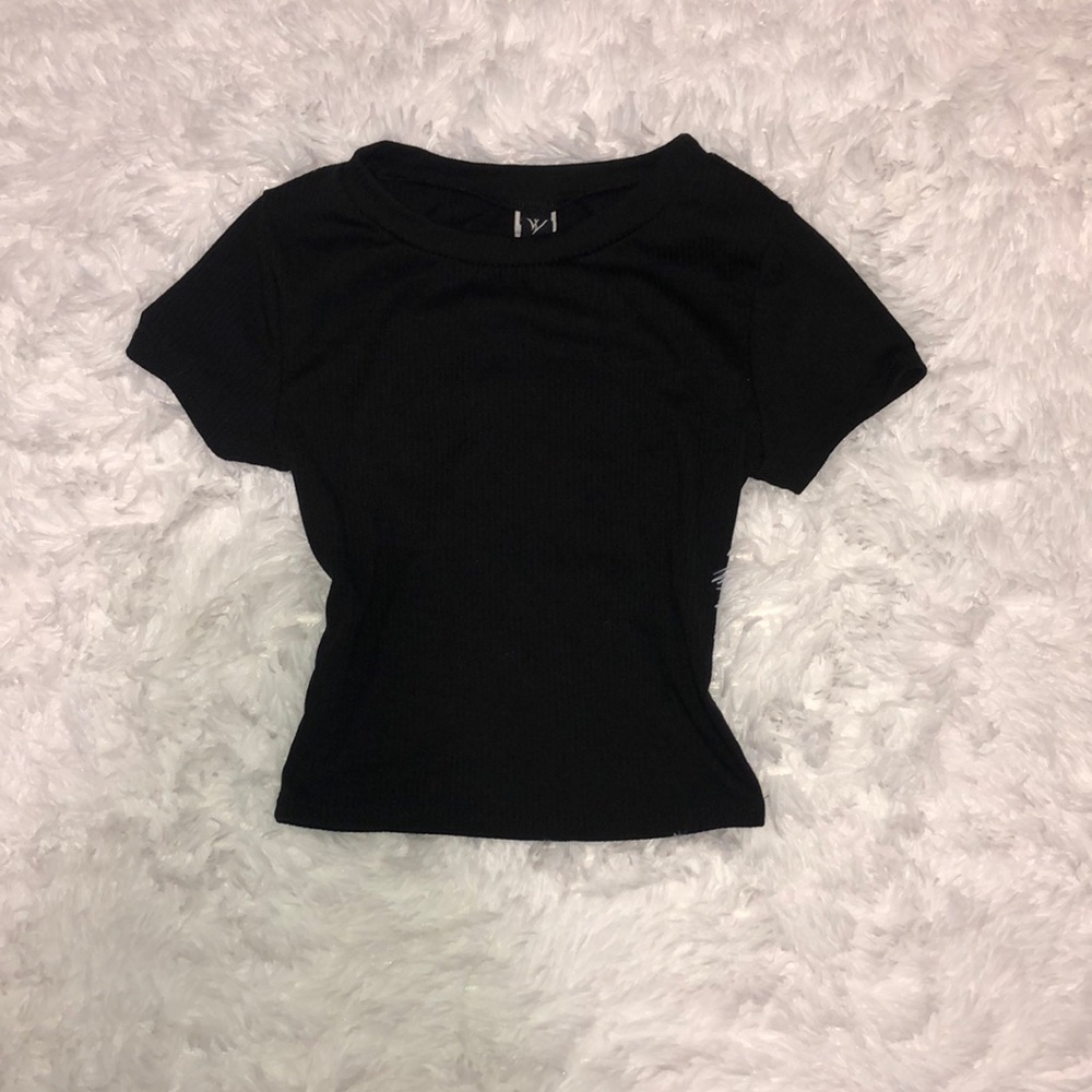 essential  Windsor cropped top